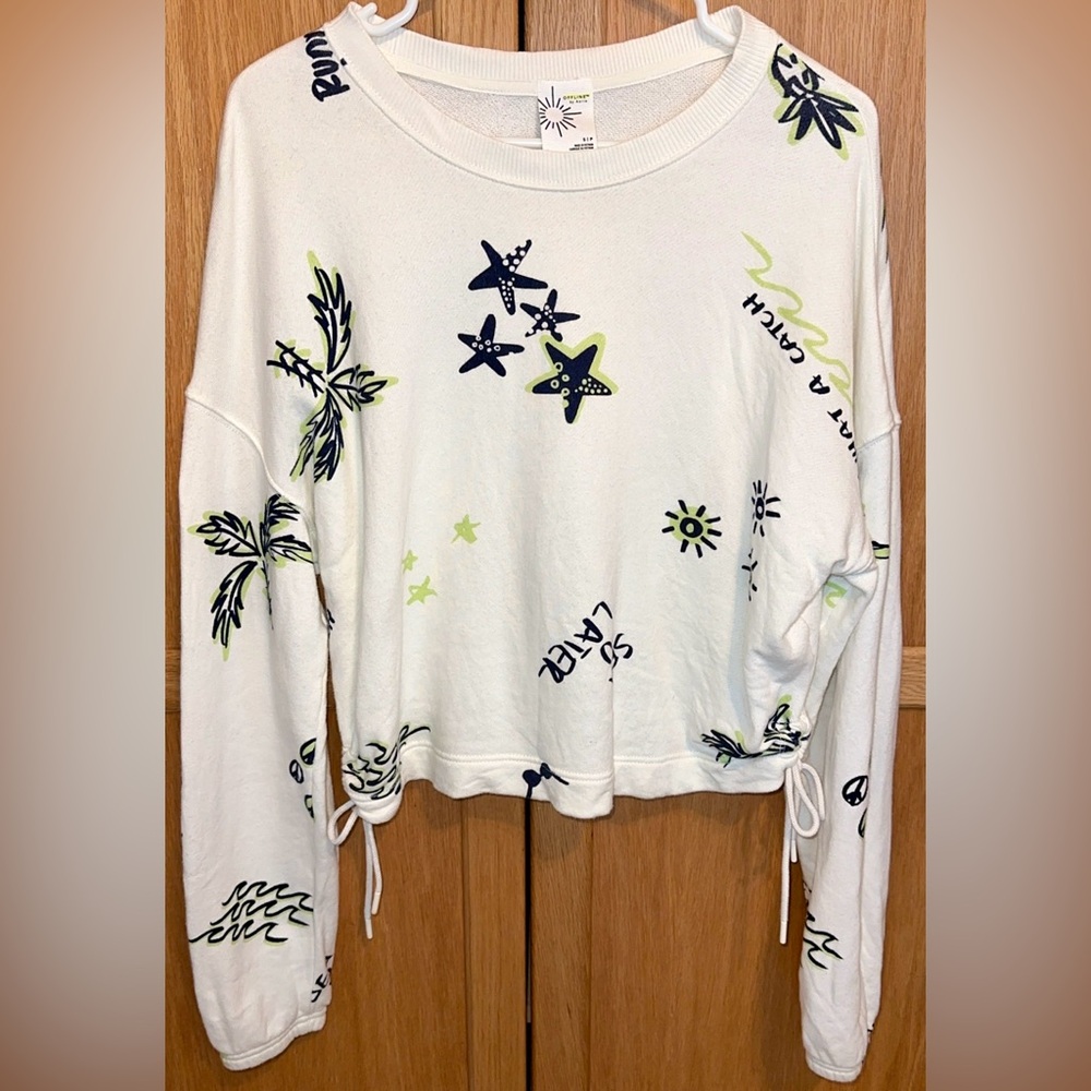 Aerie White Top with Navy and Green Graphics